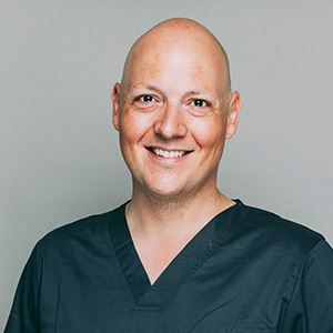 Implantologe Steffen Greßbach aus Langen